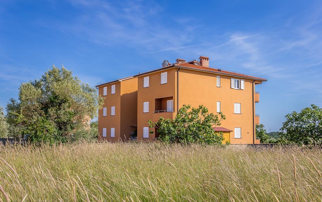 Apartments Stella Rovinjsko Selo Oda fotoğraf