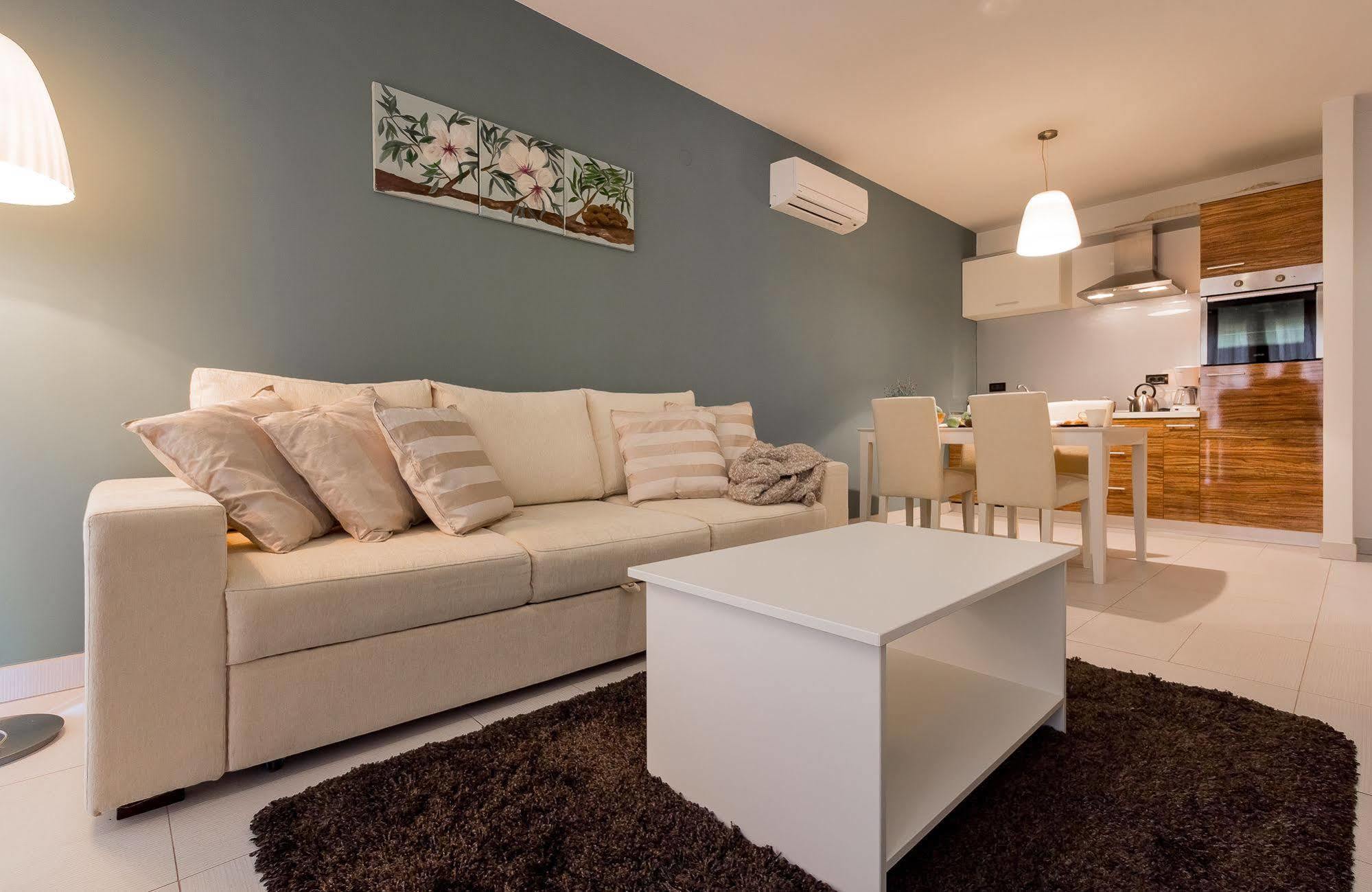 Apartments Stella Rovinjsko Selo Dış mekan fotoğraf